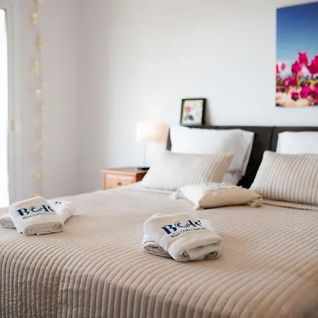 Sunny And Family Friendly Apartment At The Pool *