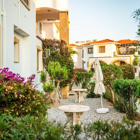 Sea Magic Park Cyprus Mup Agios Georgios (Girne)