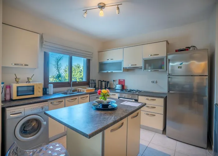 Sea Magic Park Cyprus Mup *